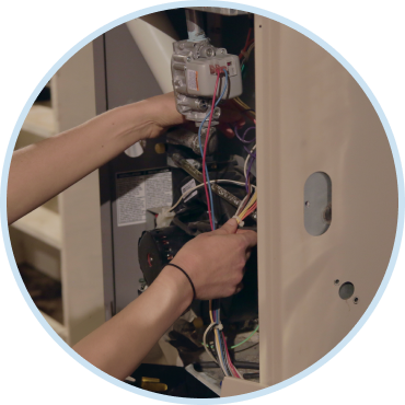 New Rheem water heater installation in Las Vegas home by expert plumbing service